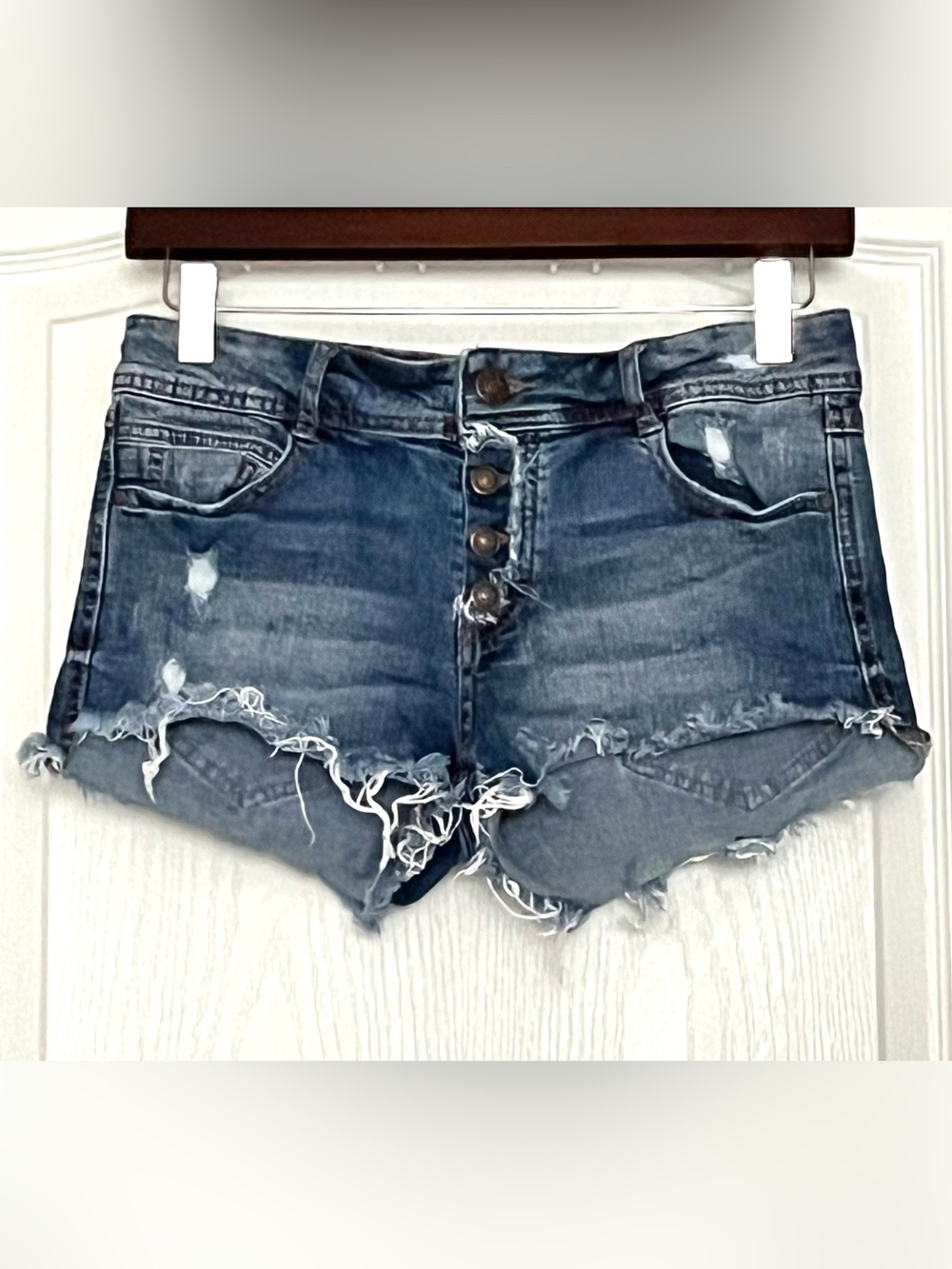 EightyTwo Distressed Denim Button Fly Cutoff Shorts Sz 3 Medium Wash Y2K Grunge